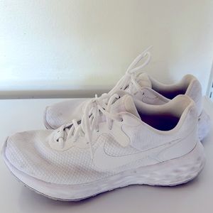 White Nike Sneakers